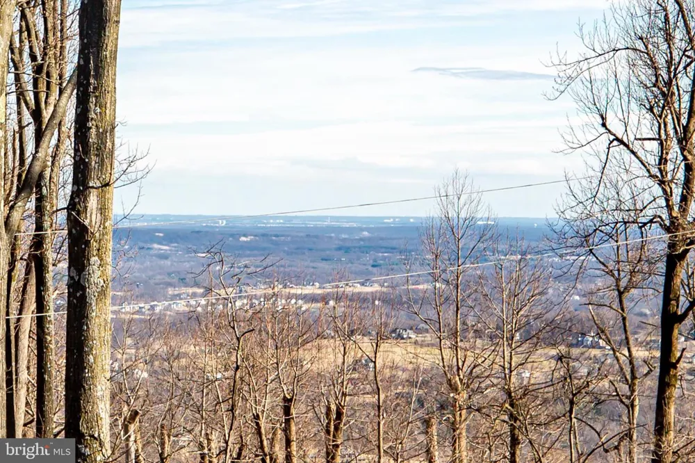 17345 RAVEN ROCKS ROAD Bluemont, VA 20135