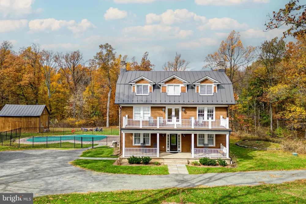17345 RAVEN ROCKS ROAD Bluemont, VA 20135