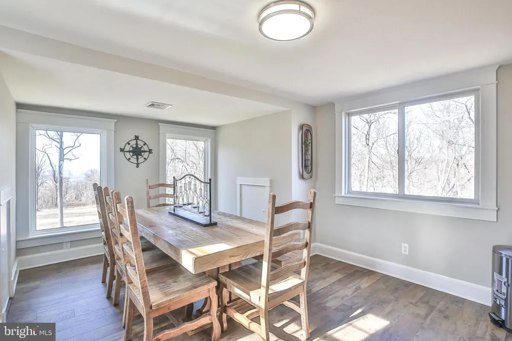 17345 RAVEN ROCKS ROAD Bluemont, VA 20135