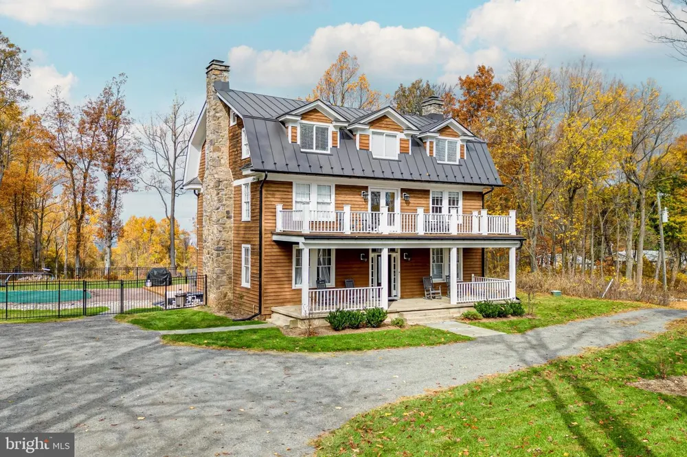 17345 RAVEN ROCKS ROAD Bluemont, VA 20135
