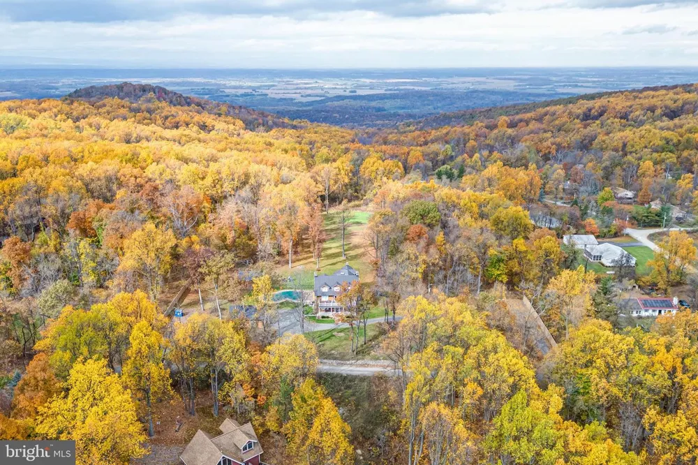17345 RAVEN ROCKS ROAD Bluemont, VA 20135