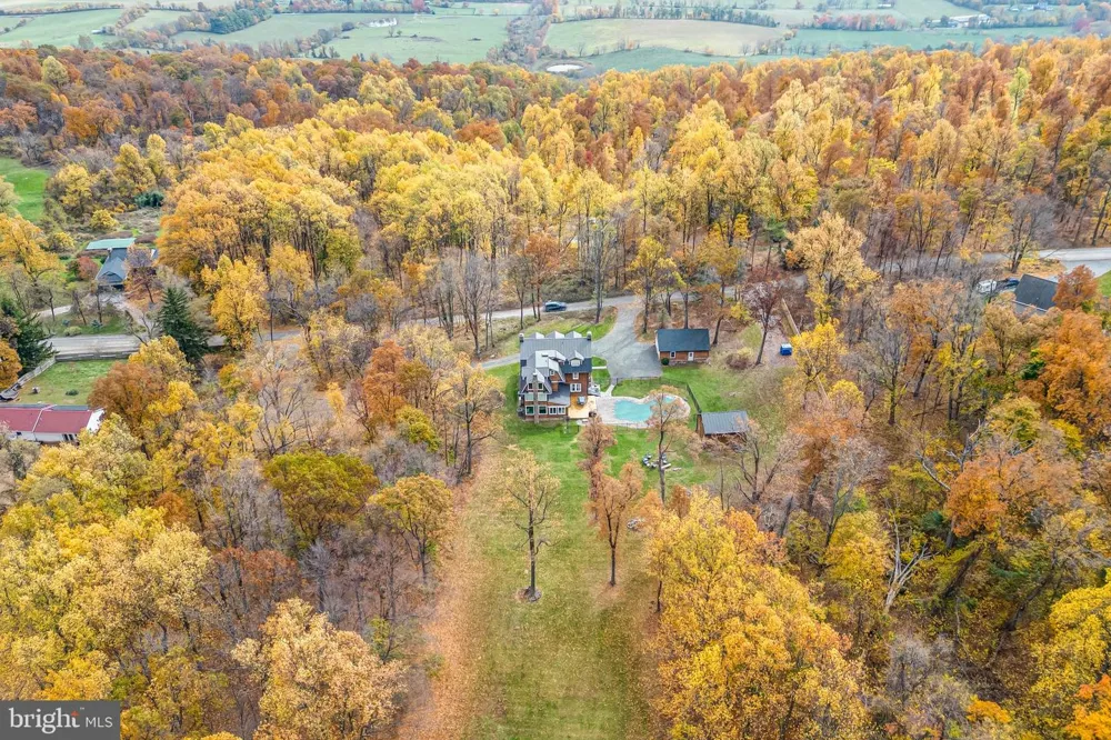 17345 RAVEN ROCKS ROAD Bluemont, VA 20135