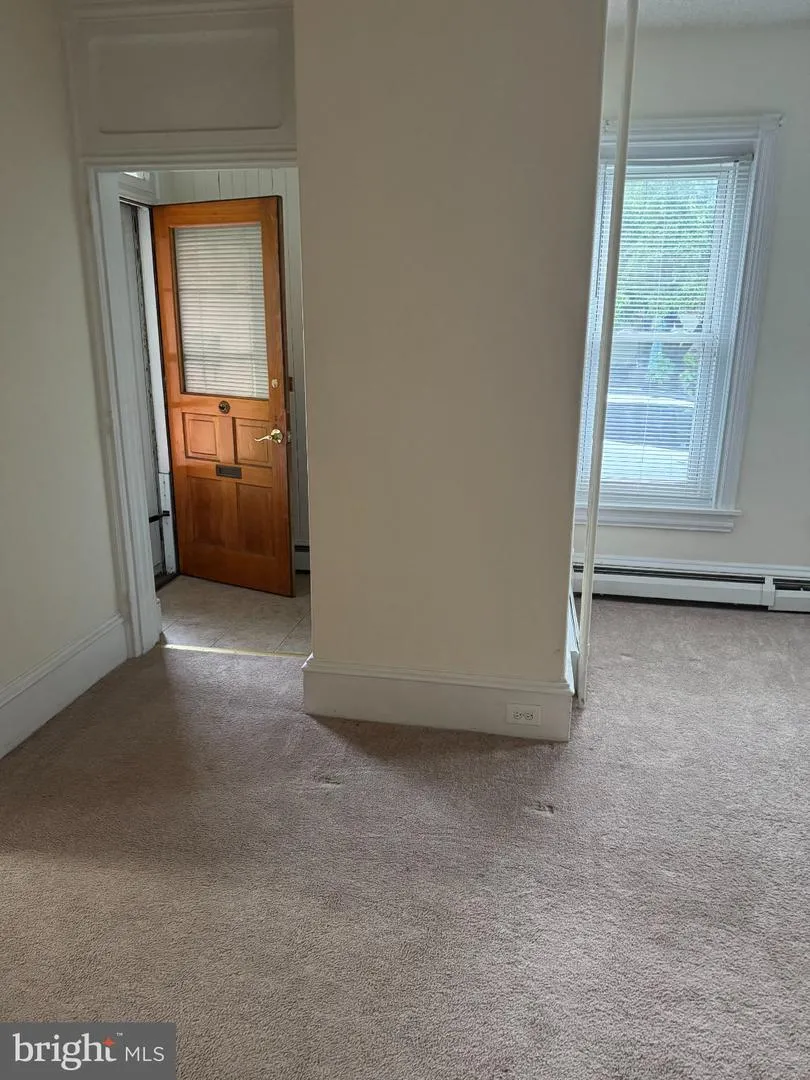 442 WALNUT STREET #1ST FLOOR Royersford, PA 19468