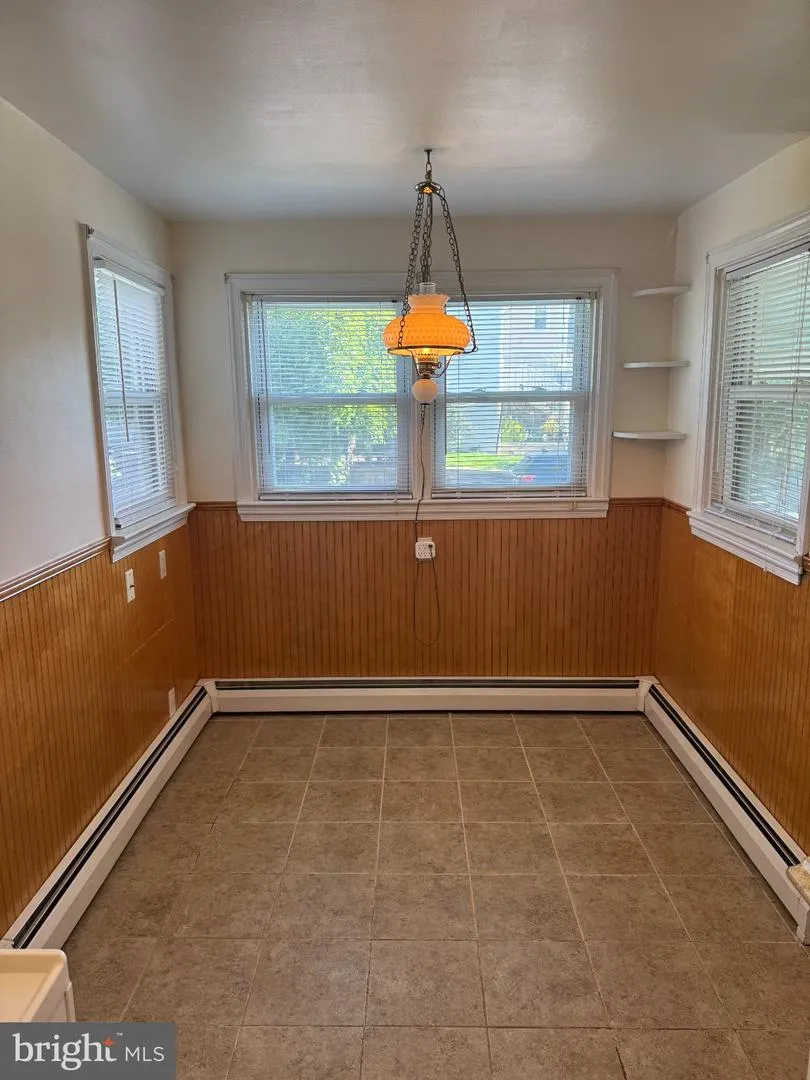 442 WALNUT STREET #1ST FLOOR Royersford, PA 19468