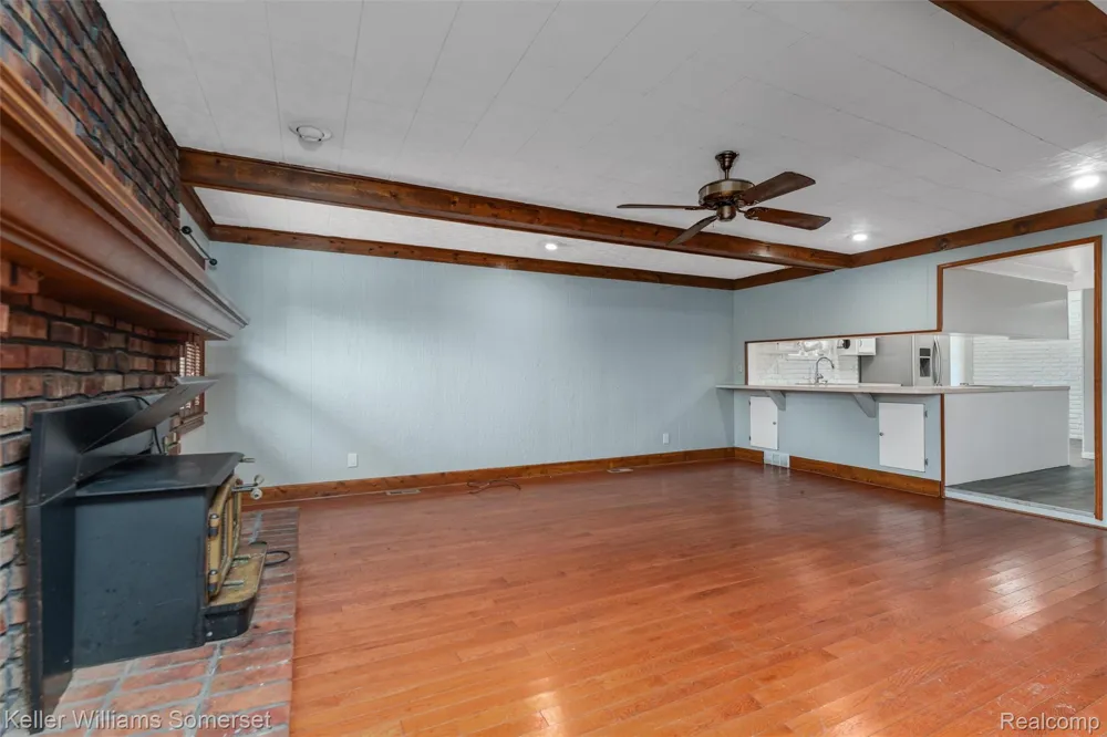 8909 Shannon Drive Sterling Heights City, MI 48314