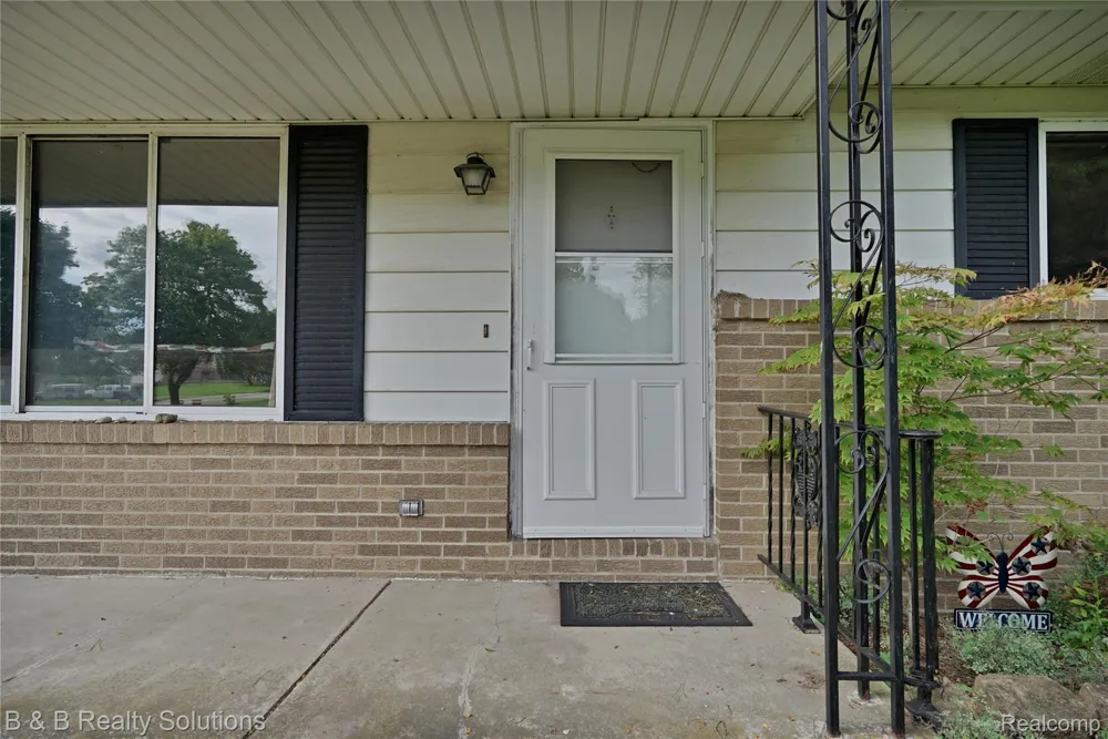 642 Westchester Drive Caro City, MI 48723