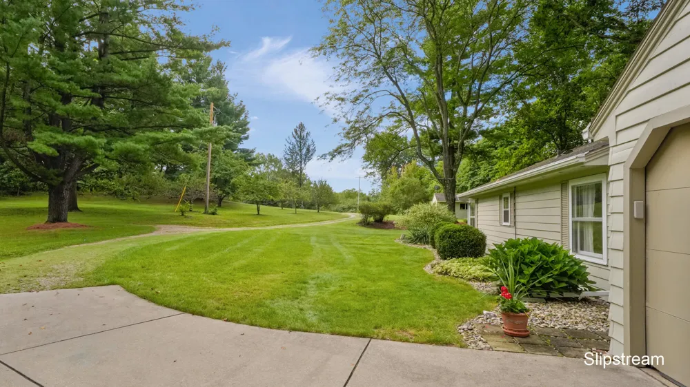 5059 12 Mile Road NE Courtland Township, MI 49341