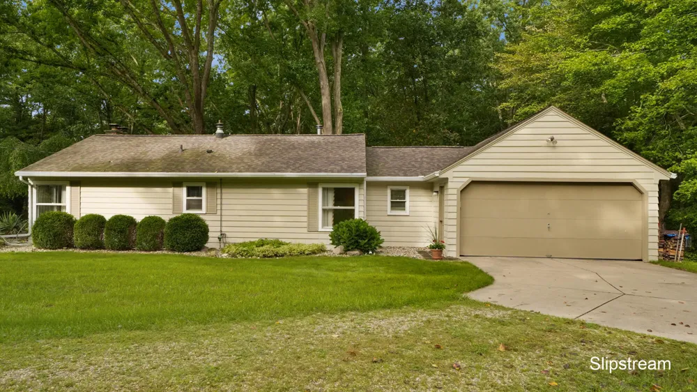 5059 12 Mile Road NE Courtland Township, MI 49341