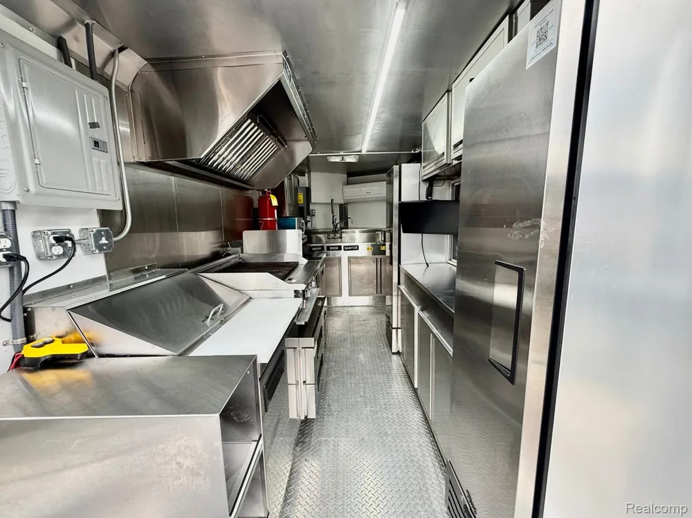 24430 Eureka Road Taylor City, MI 48180