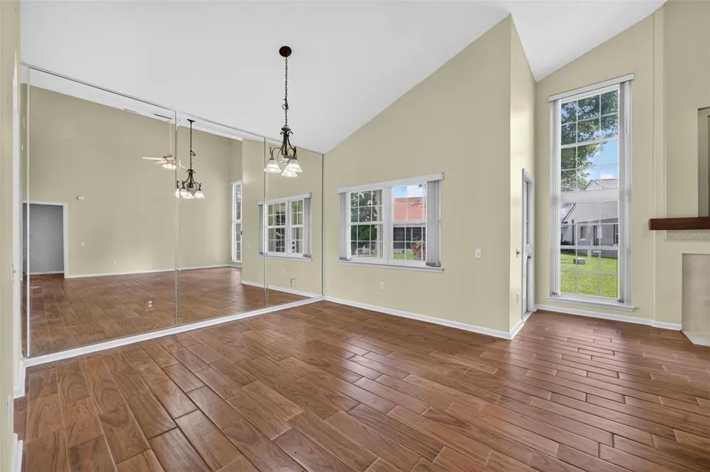 3561 VENTURA CLUB CIRCLE Orlando, FL 32822