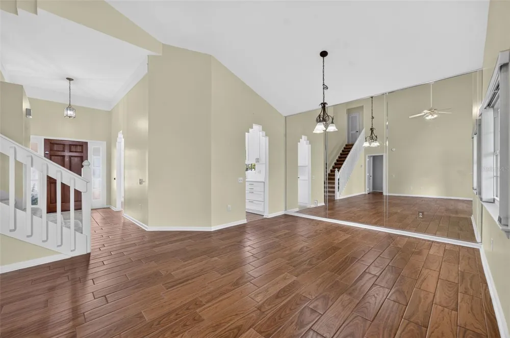 3561 VENTURA CLUB CIRCLE Orlando, FL 32822