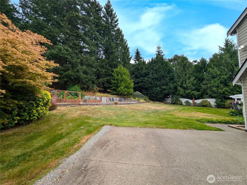 21611 22nd Street E Lake Tapps, WA 98391