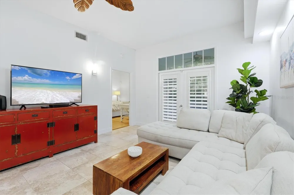 3803 54TH DRIVE W #103 Bradenton, FL 34210