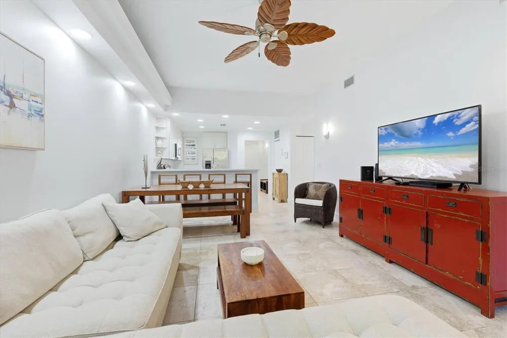 3803 54TH DRIVE W #103 Bradenton, FL 34210