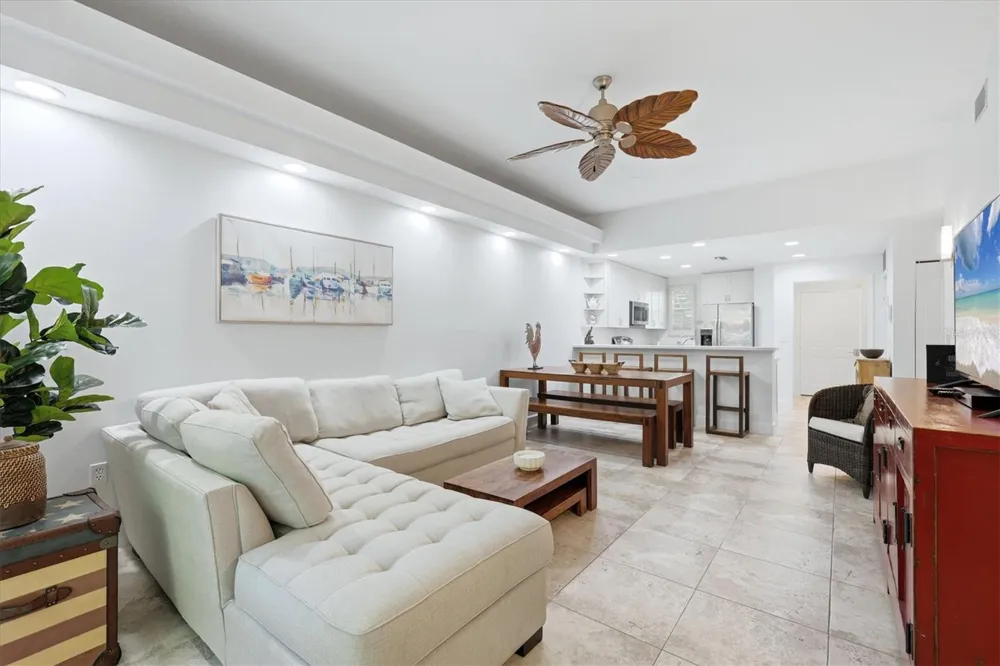 3803 54TH DRIVE W #103 Bradenton, FL 34210