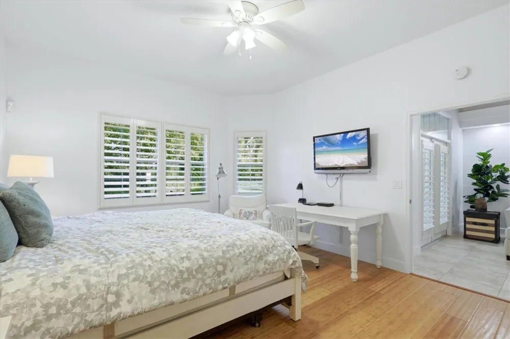 3803 54TH DRIVE W #103 Bradenton, FL 34210