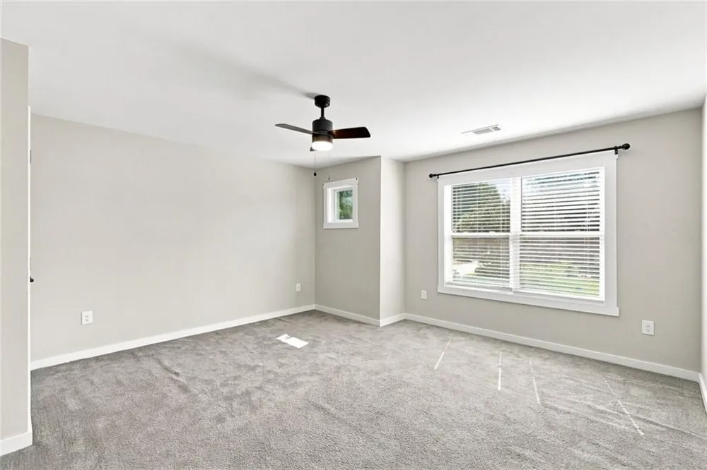 181 Eagle Glen Drive Woodstock, GA 30189