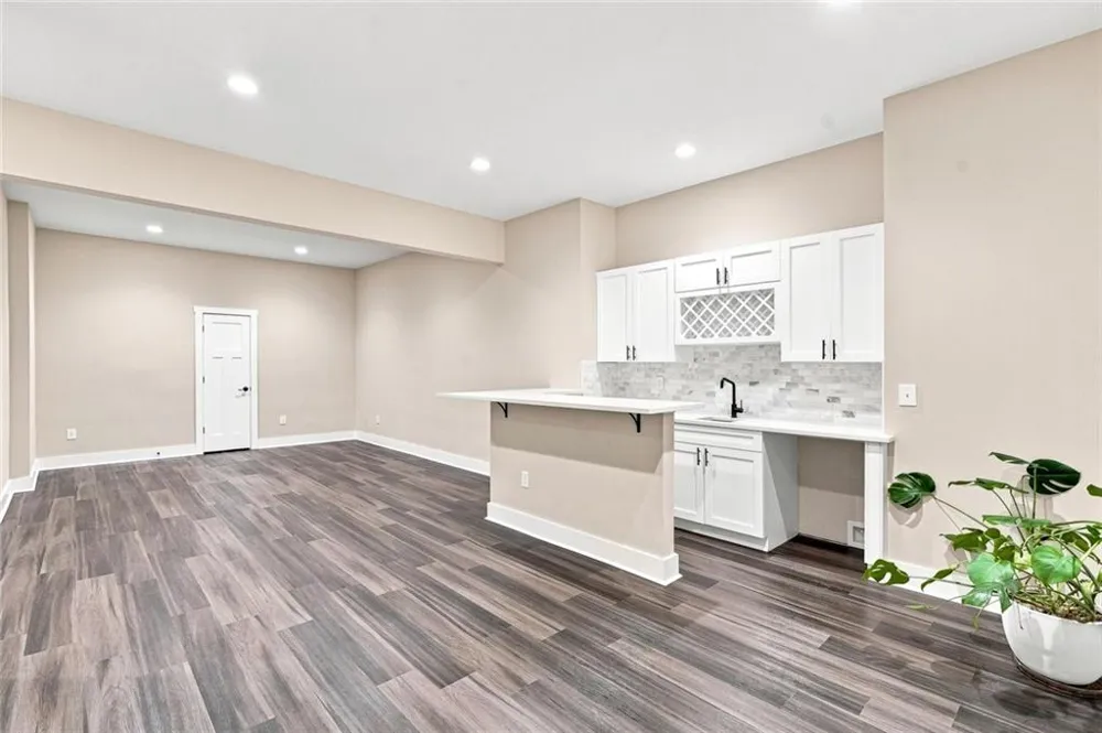 181 Eagle Glen Drive Woodstock, GA 30189