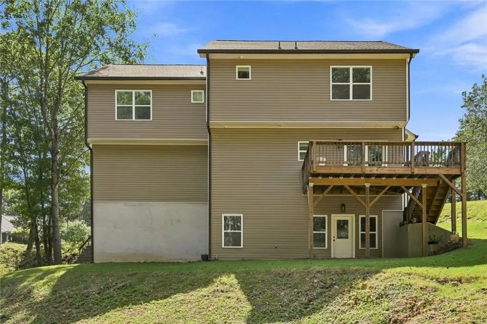 181 Eagle Glen Drive Woodstock, GA 30189