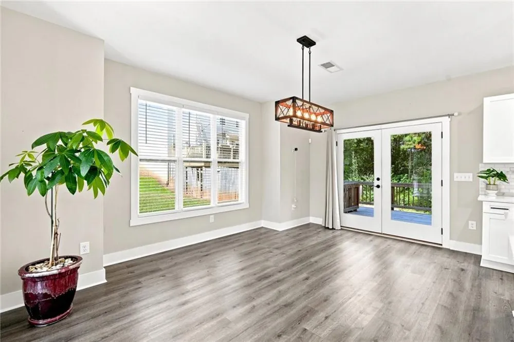 181 Eagle Glen Drive Woodstock, GA 30189