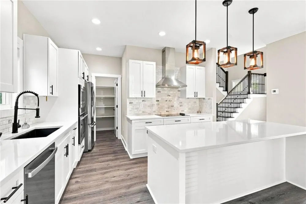 181 Eagle Glen Drive Woodstock, GA 30189