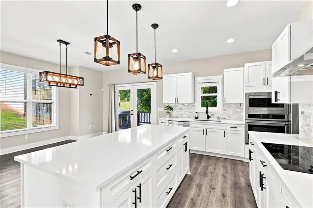 181 Eagle Glen Drive Woodstock, GA 30189