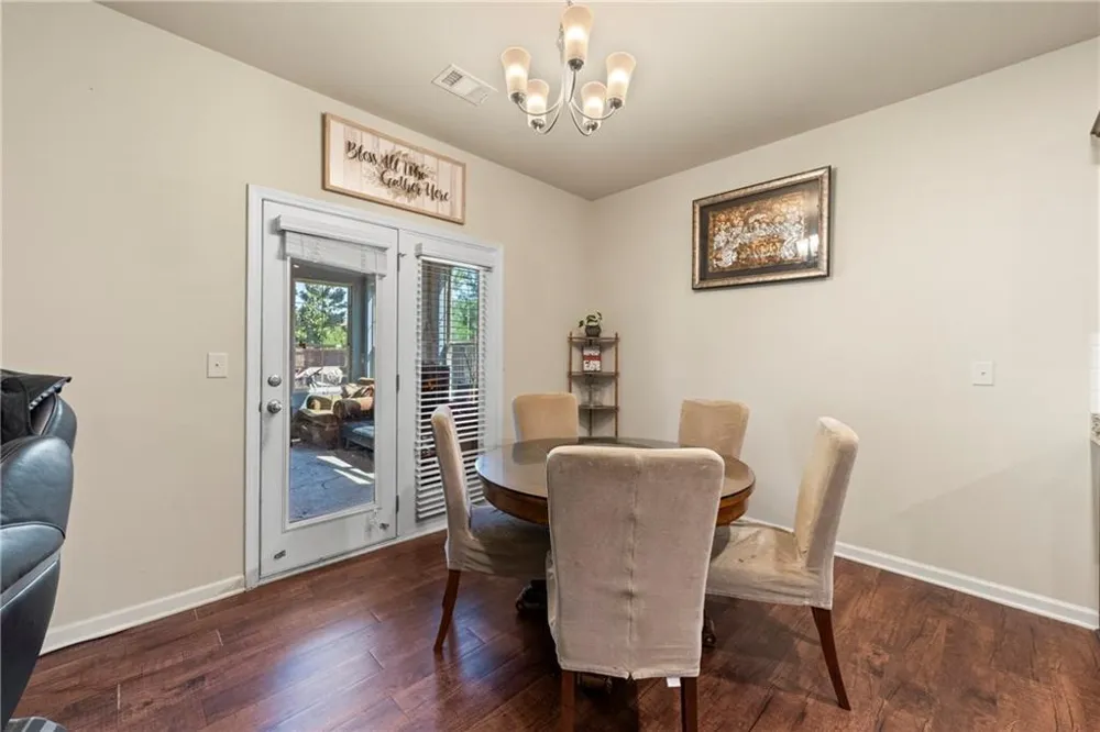 71 Meadowlark Way Dawsonville, GA 30534