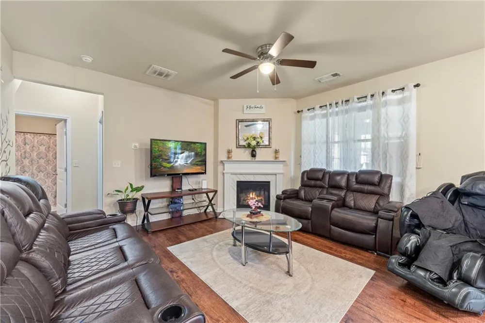 71 Meadowlark Way Dawsonville, GA 30534