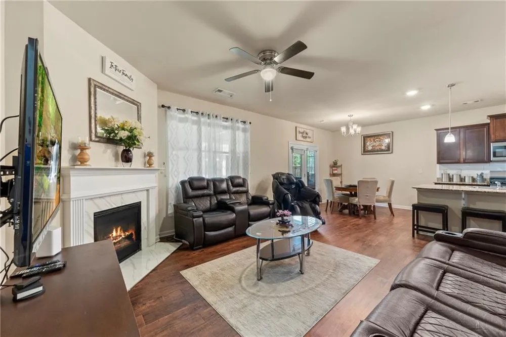 71 Meadowlark Way Dawsonville, GA 30534