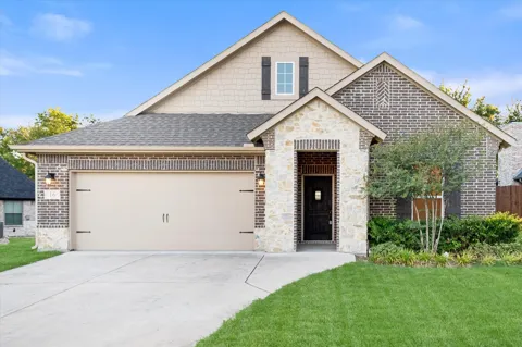 16 Dobbins Crossing