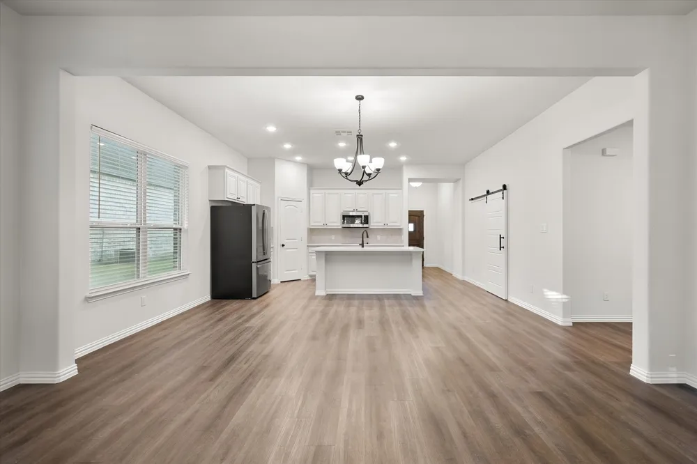 16 Dobbins Crossing Corsicana, TX 75110