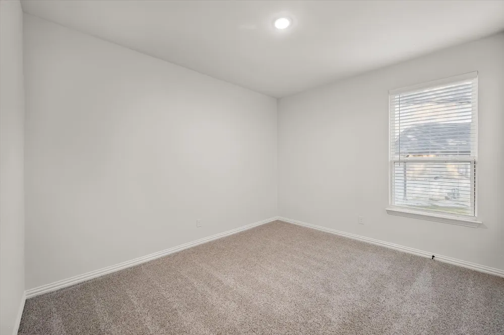 16 Dobbins Crossing Corsicana, TX 75110