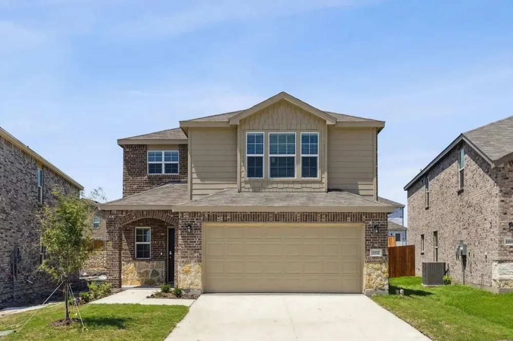 1917 Applewood Trail Forney, TX 75126