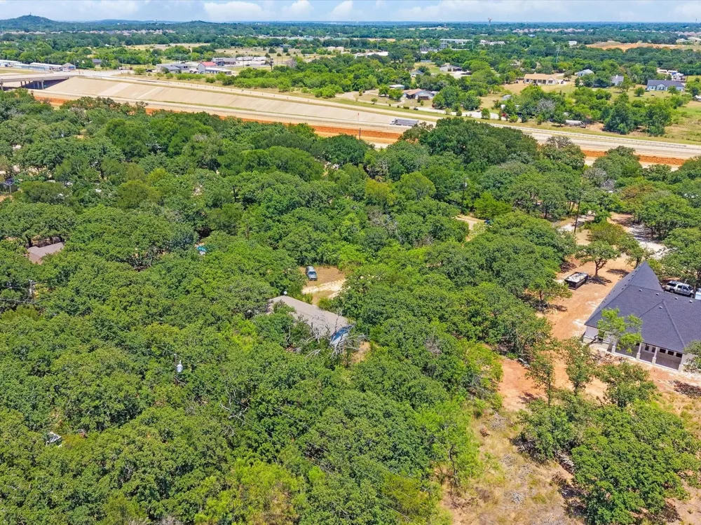 5613 Thousand Oaks Drive Joshua, TX 76058