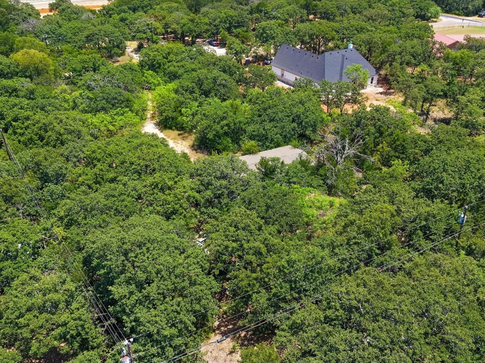 5613 Thousand Oaks Drive Joshua, TX 76058