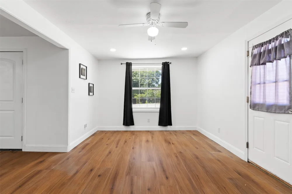 2803 Dennis Circle Seagoville, TX 75159