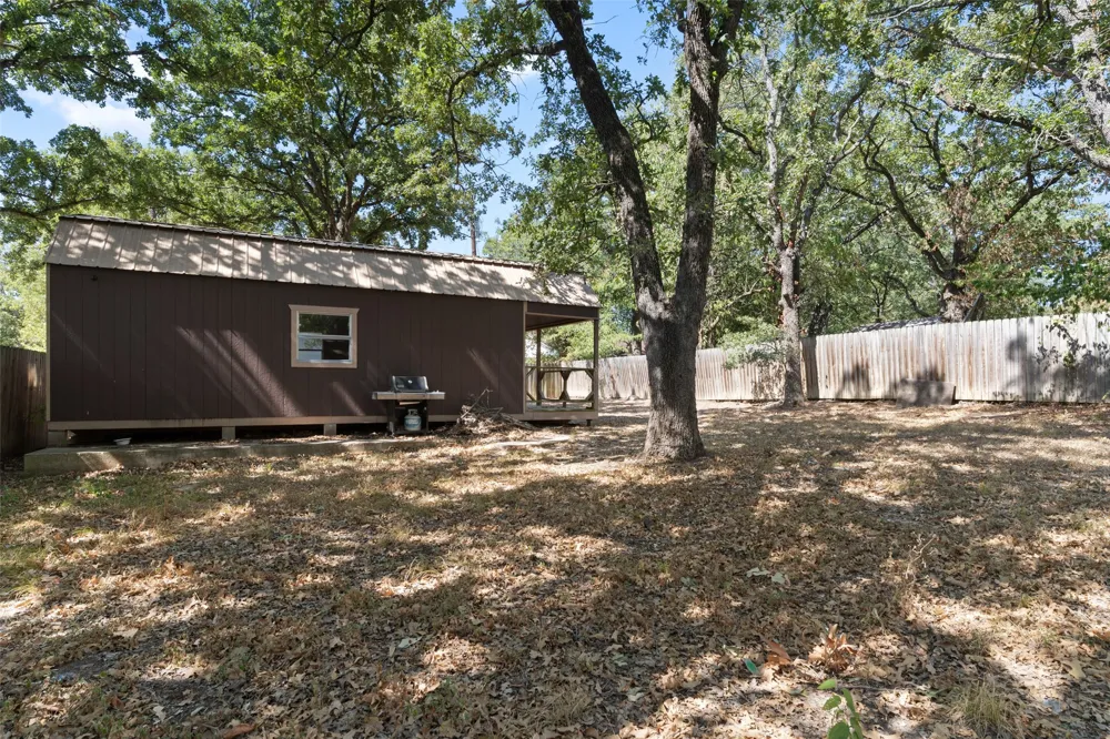 2803 Dennis Circle Seagoville, TX 75159