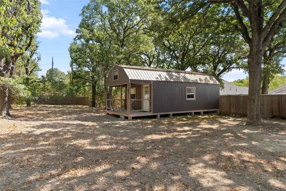 2803 Dennis Circle Seagoville, TX 75159