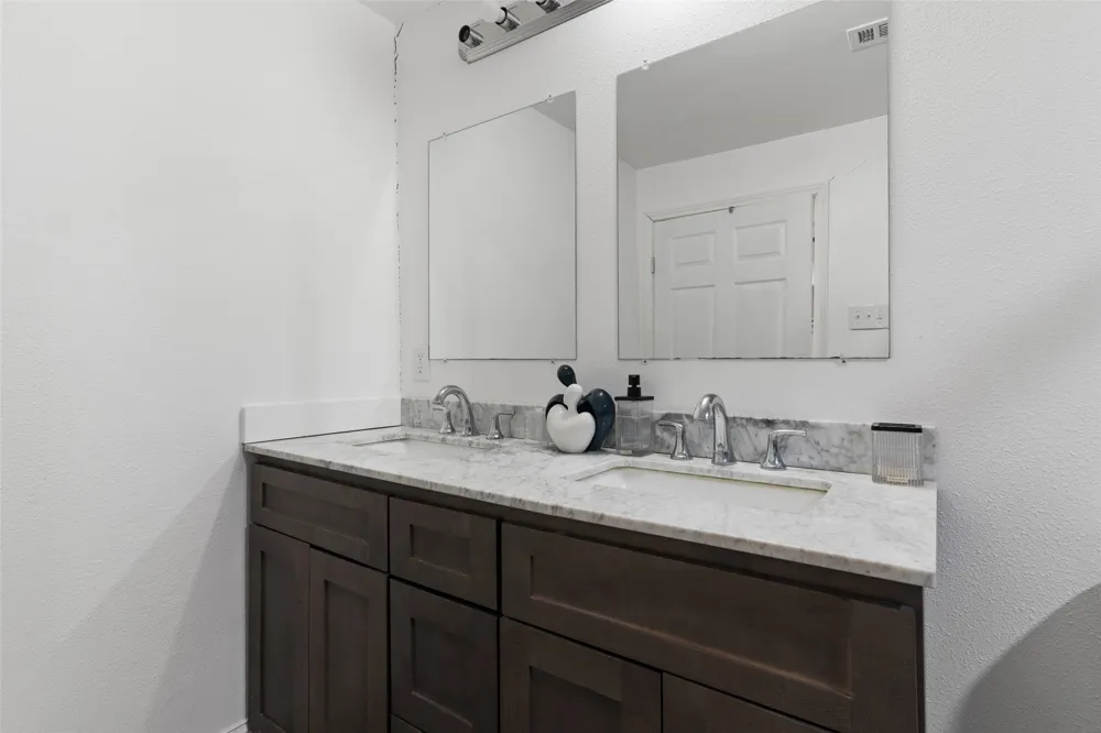 2803 Dennis Circle Seagoville, TX 75159