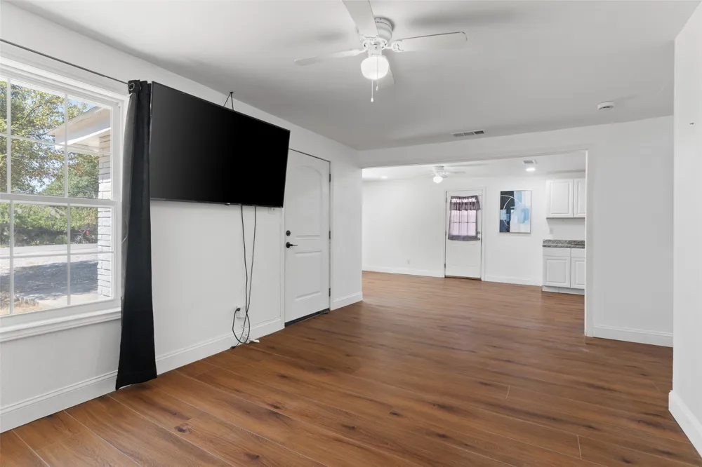 2803 Dennis Circle Seagoville, TX 75159