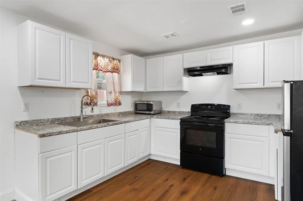 2803 Dennis Circle Seagoville, TX 75159