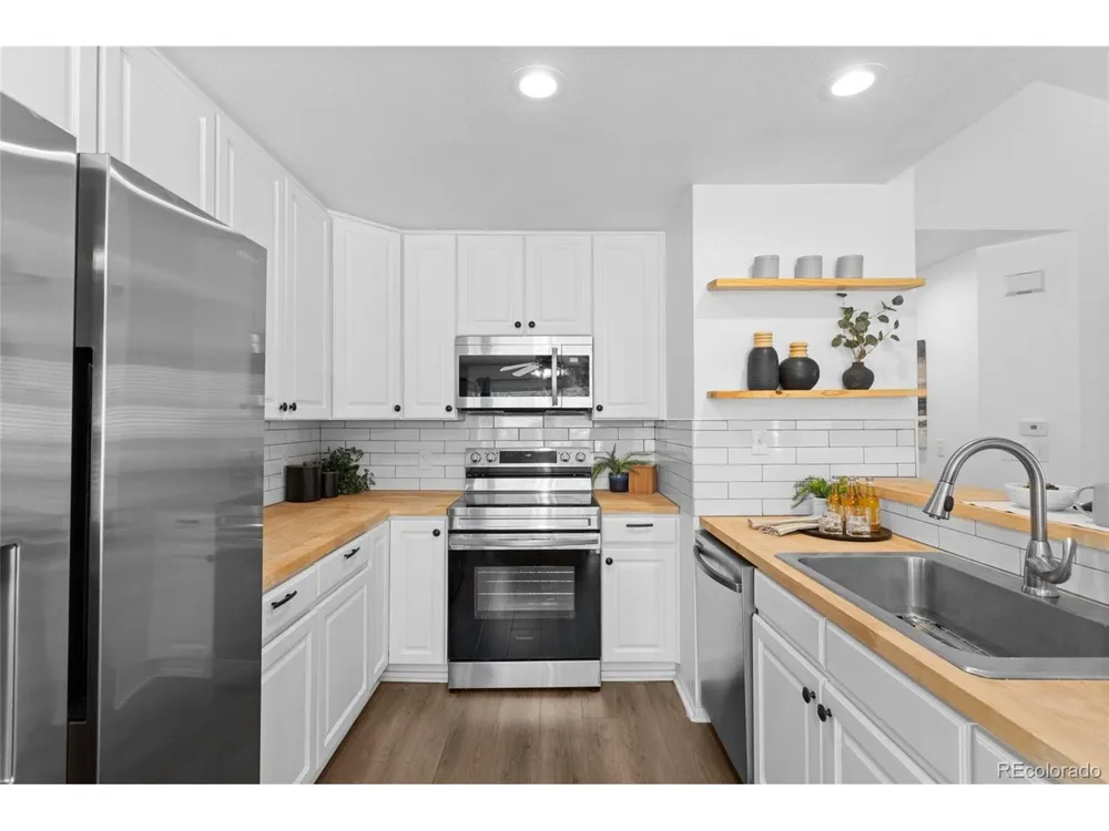 4385 S Balsam Street #8-201 Denver, CO 80123