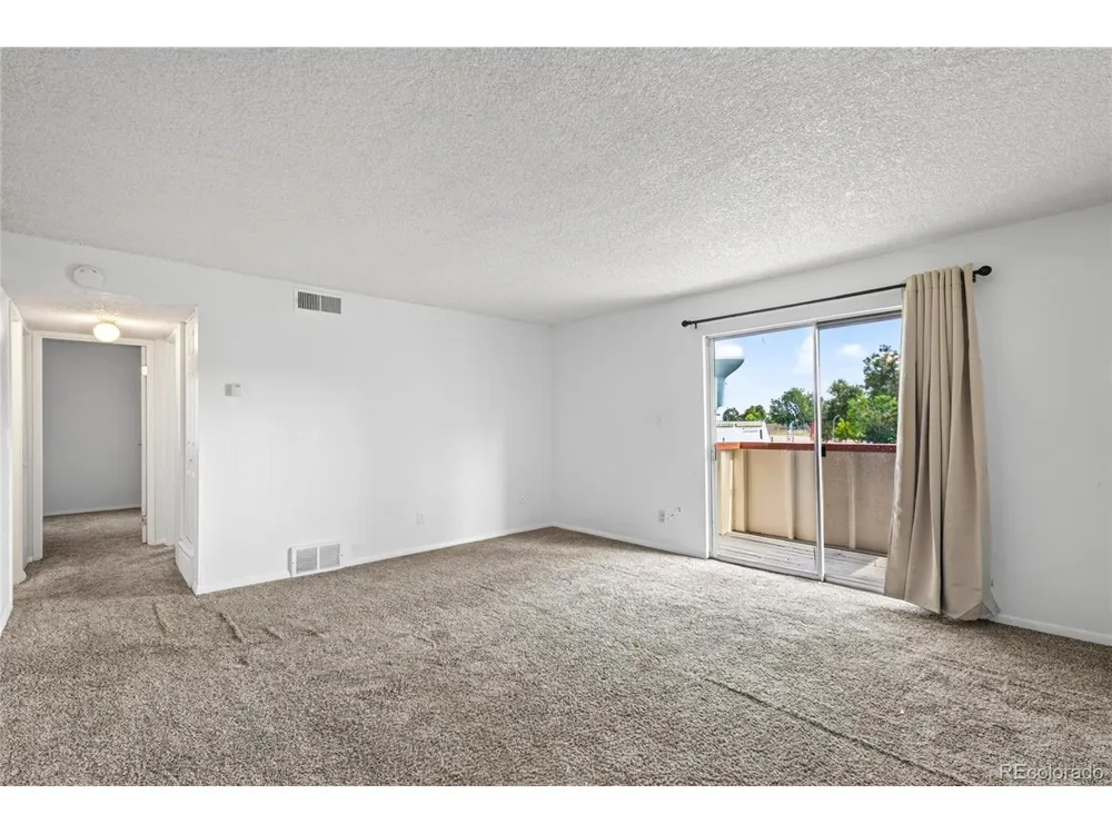 10211 Ura Lane #9-9-207 Thornton, CO 80260