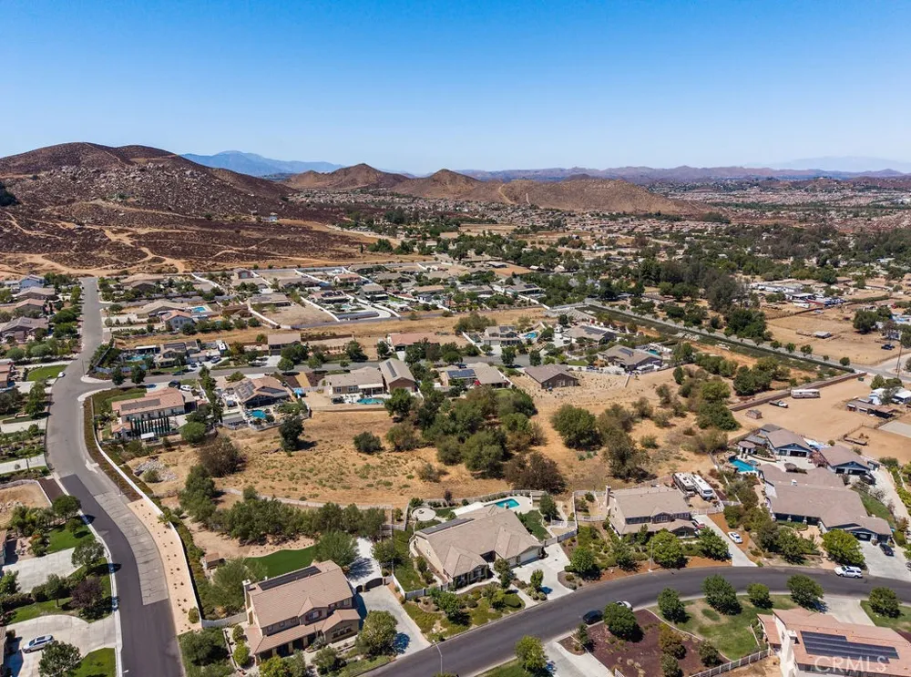 31645 Melvin Street Menifee, CA 92584