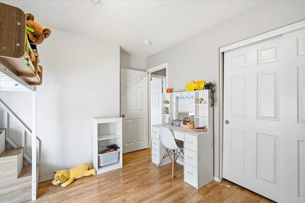 937 Westport Lane Vista, CA 92084
