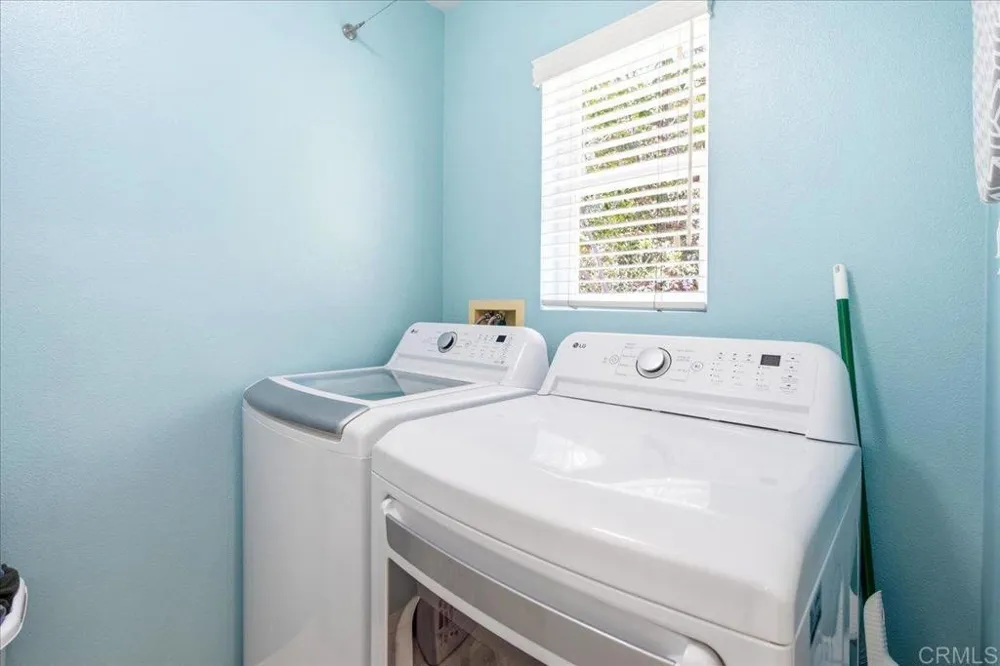937 Westport Lane Vista, CA 92084