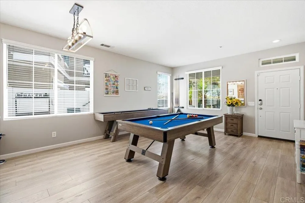 937 Westport Lane Vista, CA 92084