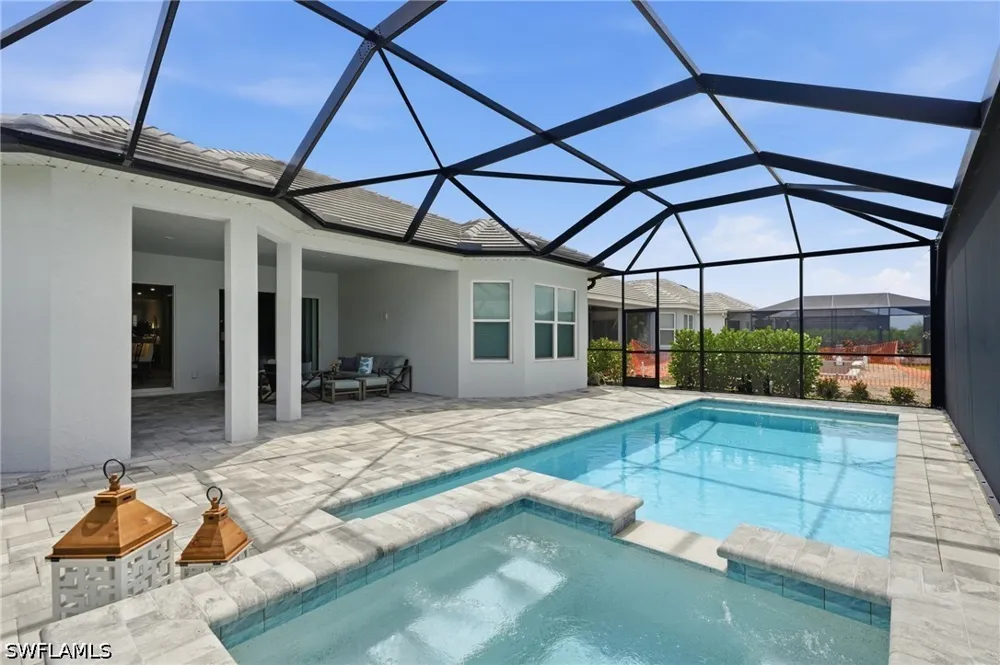 Triesta Lane Naples, FL 34114