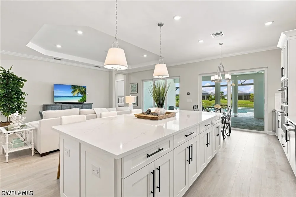 Triesta Lane Naples, FL 34114
