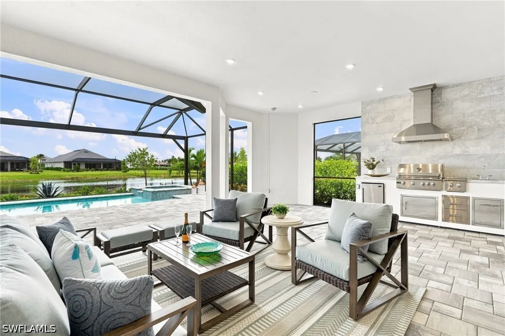 Triesta Lane Naples, FL 34114